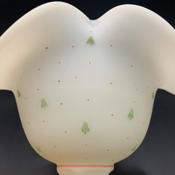 Vtg Fenton White Compote Hand Painted With Christmas Trees & Signed D. Robinson - Picture 3 of 7